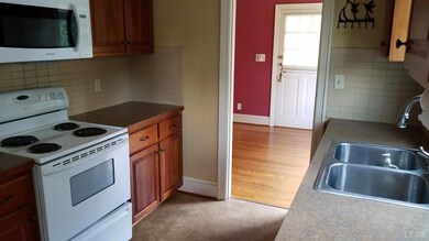 307 N Main St, Amherst, VA 24521 - photo 5