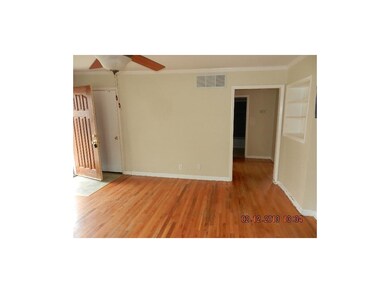 3034 S Claremont Ave, Independence, MO 64052 - photo 4