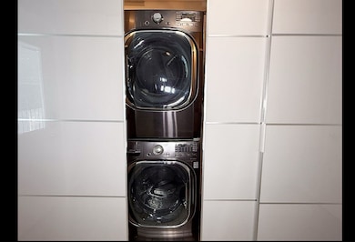 17W287 Stillwell Rd, Oakbrook Terrace, IL 60181 - photo 5