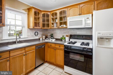 3635 Greenvale Rd, Baltimore, MD 21229 - photo 7