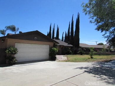 588 W 7th St, Upland, CA 91786 - photo 2