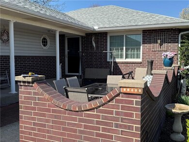 13885 Mc Intyre Rd, Leavenworth, KS 66048 - photo 4