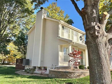 400 Hunters Crossing Ct, Grover, MO 63040 - photo 4