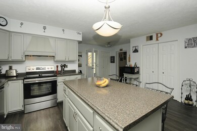 6838 Crescent Ridge Ct, Bealeton, VA 22712 - photo 7