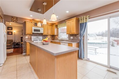 7212 Lenmart Dr, North Tonawanda, NY 14120 - photo 5