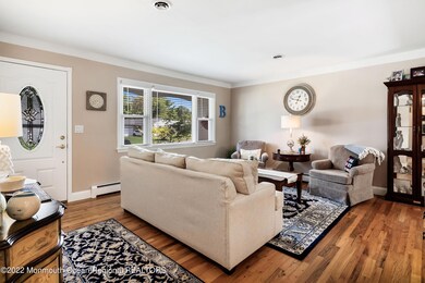 Pretty hardwood flooring