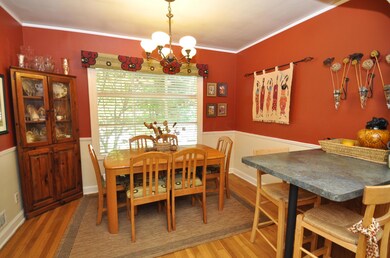 Eat in Kitchen