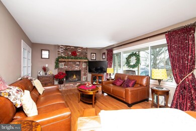 707 Lakeview Ave, Laurel Springs, NJ 08021 - photo 2