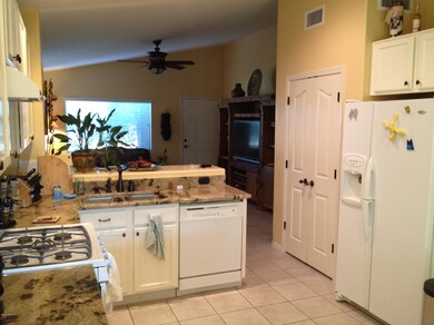 Kitchen/Dining Area/Living Area