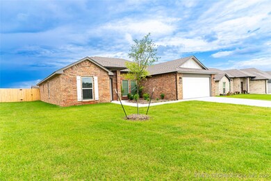 1440 E 149th Place S, Glenpool, OK 74033 - photo 6