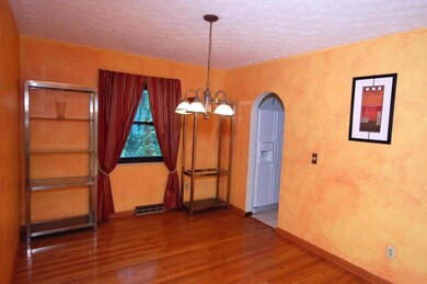 1788 Arborhill Dr, Columbus, OH 43229 - photo 7