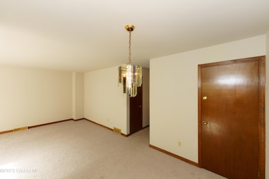 44 Velina Dr, Albany, NY 12203 - photo 3