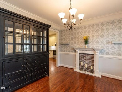 004-1280x960-dining-room
