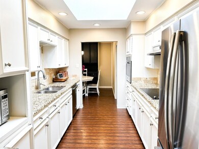 1753 Cynthia Ln, Hurst, TX 76054 - photo 7