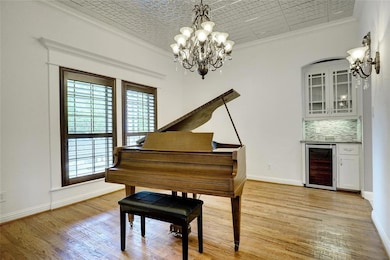 8412 Bridge St, North Richland Hills, TX 76180 - photo 5