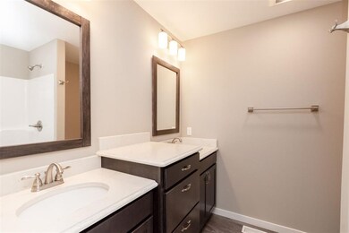 Interior photos of Similar Property - color select