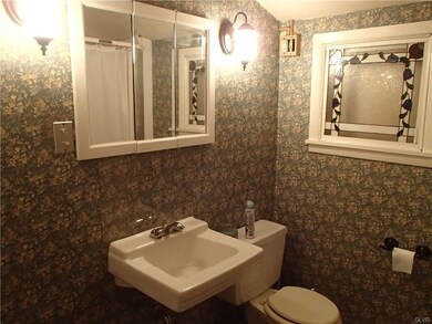 23 E Wall St, Bethlehem, PA 18018 - photo 7