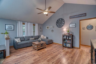 5610 Whippoorwill Dr, Evansville, IN 47712 - photo 7