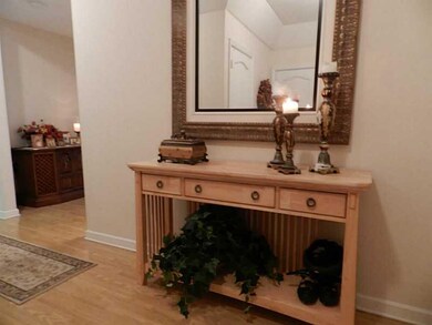 Entry/Foyer.