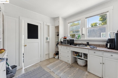 2823 11th Ave unit B, Oakland, CA 94610 - photo 5