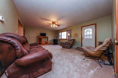 304 E James St, Mayetta, KS 66509 - photo 4
