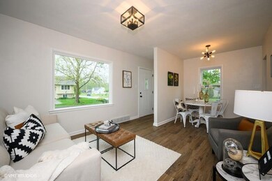 347 E Edison Ave, Des Moines, IA 50315 - photo 4