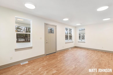 624 Hazen St SE, Grand Rapids, MI 49507 - photo 5