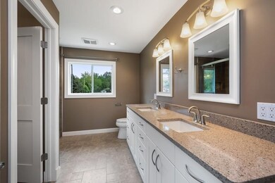 07_3892SnowRoad_168_PrimaryBathroom_LowR