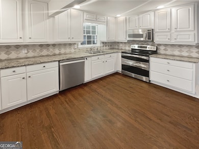 2824 Fontainebleau Dr, Atlanta, GA 30360 - photo 2