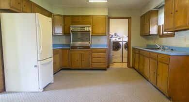 540 W Lake St, Lakeview, OH 43331 - photo 3