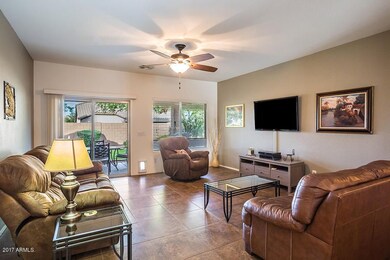 2924 E Coconino-3