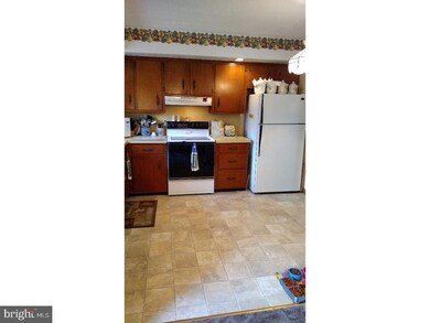45 Oak Ln, Orwigsburg, PA 17961 - photo 4