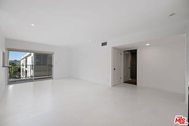 949 N Kings Rd unit 309, West Hollywood, CA 90069 - photo 5