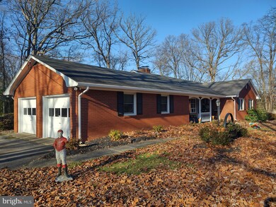 734 Martz Rd, Sykesville, MD 21784 - photo 4