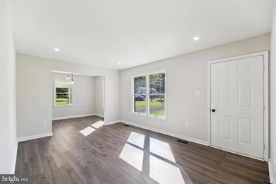 42 Jones Dr, Weems, VA 22576 - photo 7