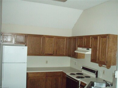 1849 Saddlewood Ct, Asheboro, NC 27203 - photo 4