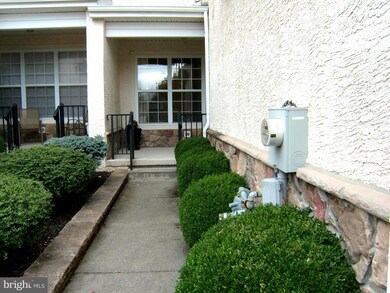 37 Wellington Rd, Newtown, PA 18940 - photo 4