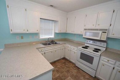 3951 Sterling Pointe Dr unit 3, Winterville, NC 28590 - photo 4