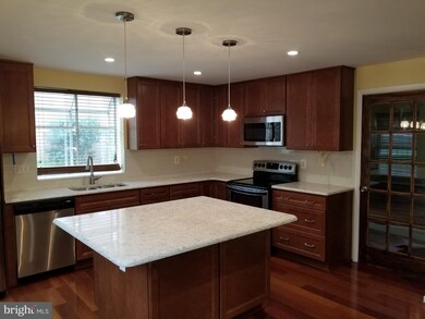 11810 New Country Ln, Columbia, MD 21044 - photo 6