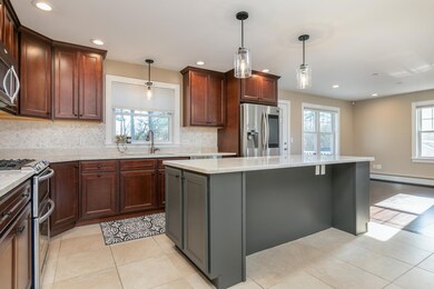 8 Champagne Ln, Freeport, ME 04032 - photo 2