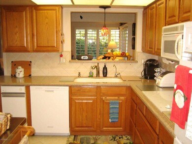 17611 N Calico Dr, Sun City, AZ 85373 - photo 7