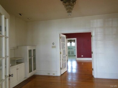 1818 W Highland St, Allentown, PA 18104 - photo 3