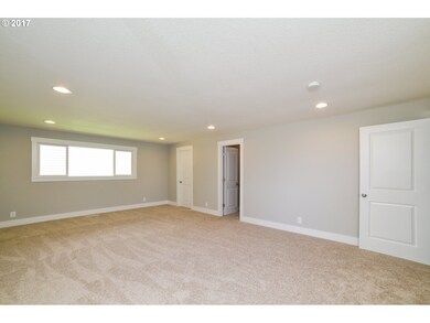 Bedroom, Primary