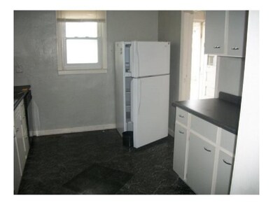 2008 S High St, Muncie, IN 47302 - photo 4