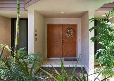 700 Wavecrest Ave-12