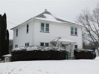 SIDE BY SIDE DUPLEX JUST OUTSIDE MEADVILLE