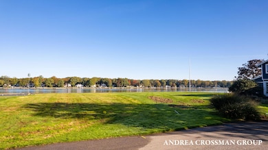 28-web-or-mls-1329-bayview-dr