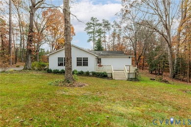 1976 Essex Mill Rd, Dunnsville, VA 22454 - photo 5