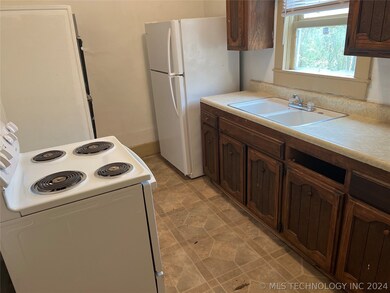 512 S Mission Ave, Tahlequah, OK 74464 - photo 5