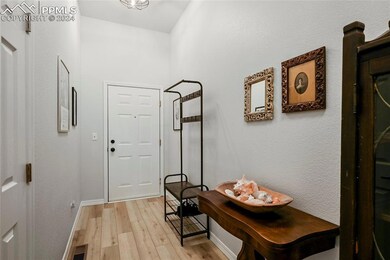 1635 Little Bear Creek Point unit 6, Colorado Springs, CO 80904 - photo 5